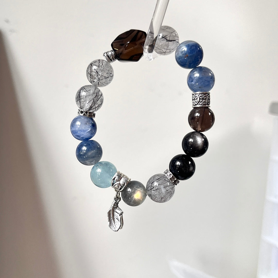 Tea crystals follow the shape