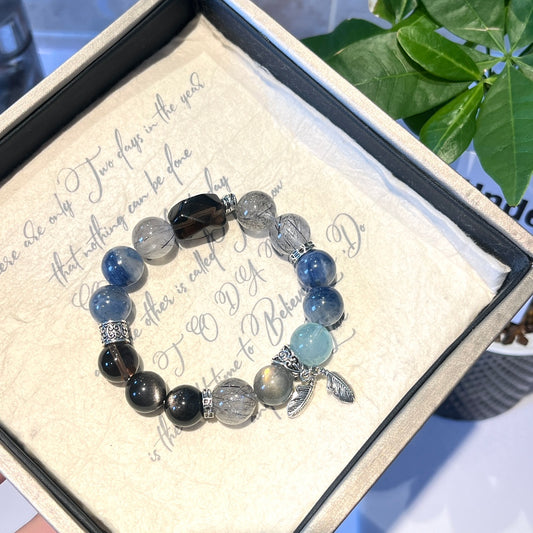 Tea crystals follow the shape